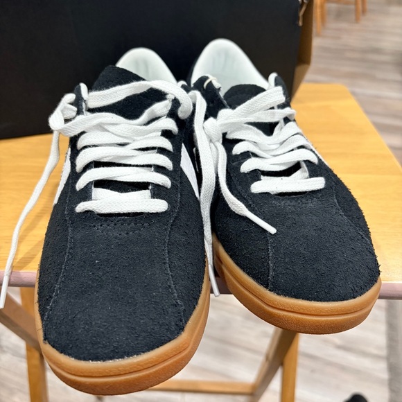 Converse CLASSIC TRAINER - Picture 8 of 12